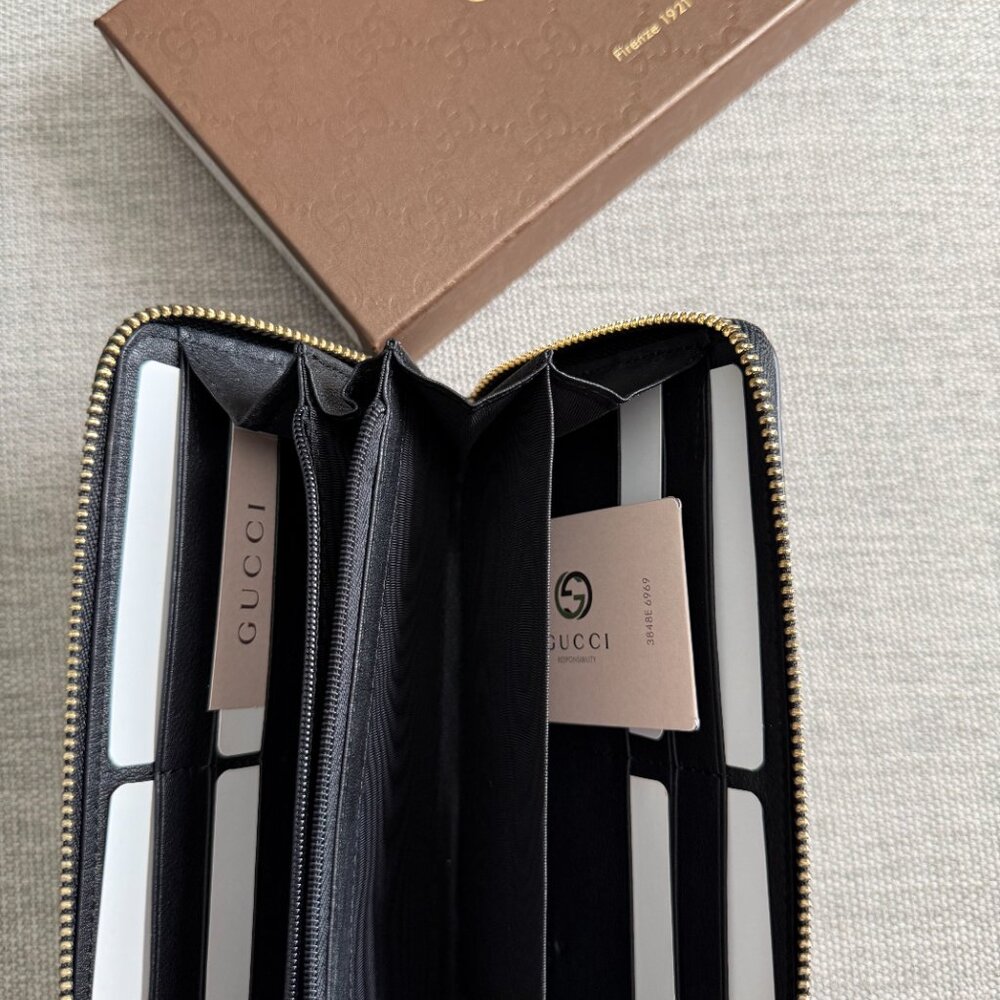 Unisex Gucci Black Guccissima Leather Zip Wallet - Picture 3 of 8
